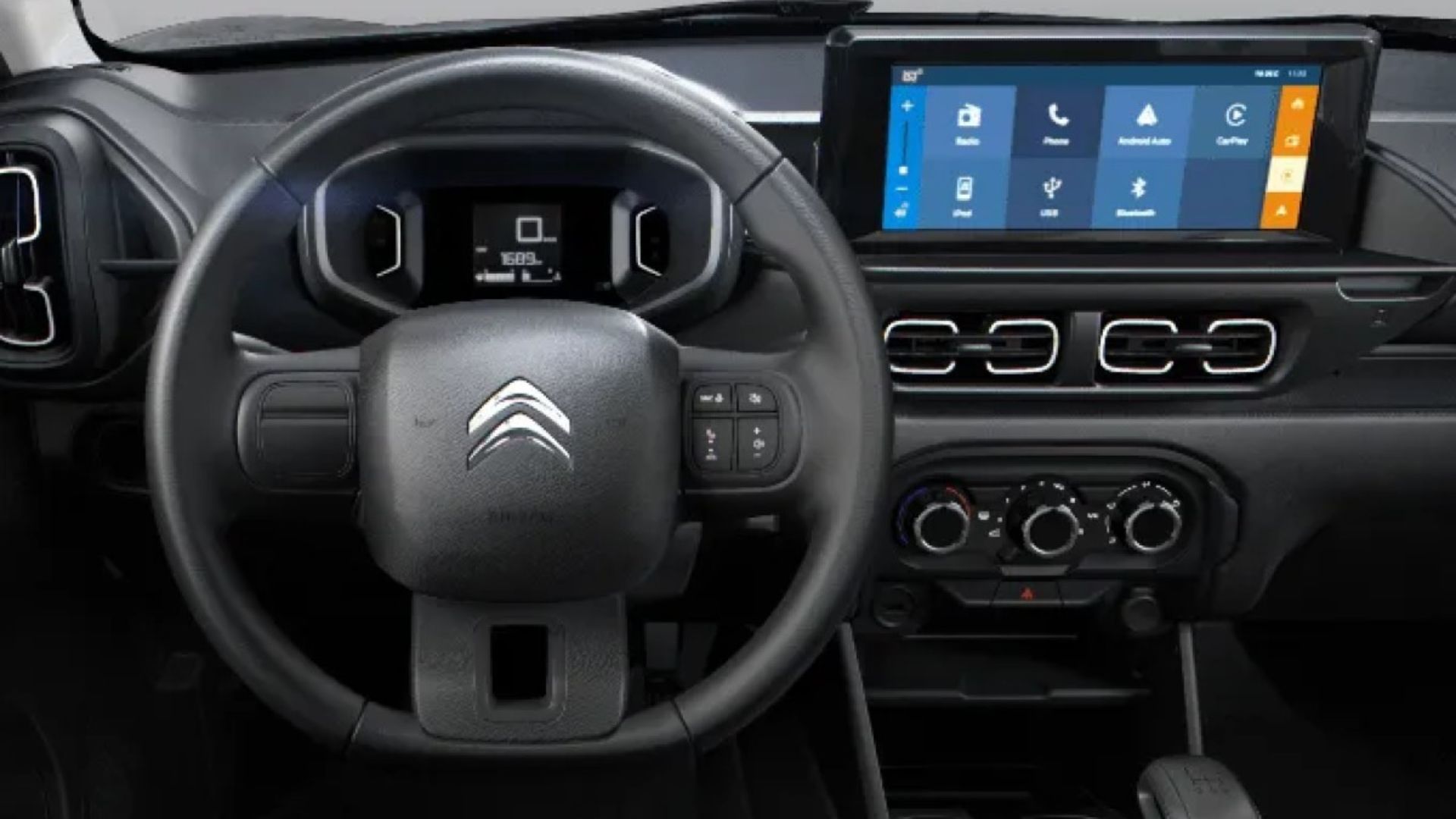 Citroën C3 Live Pack 2024: hatch automático 1.6 de 120 cv, central de 10” e preço Fipe abaixo de R$ 70 mil com isenção de IPVA.