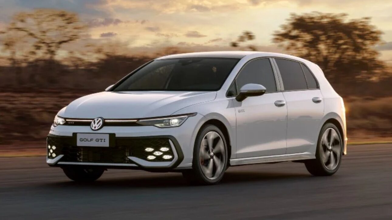 Volkswagen confirma Golf GTi 2025 no Brasil com motor 2.0 turbo de 265 cv, câmbio DSG e pacote europeu completo. Pré-venda em setembro.