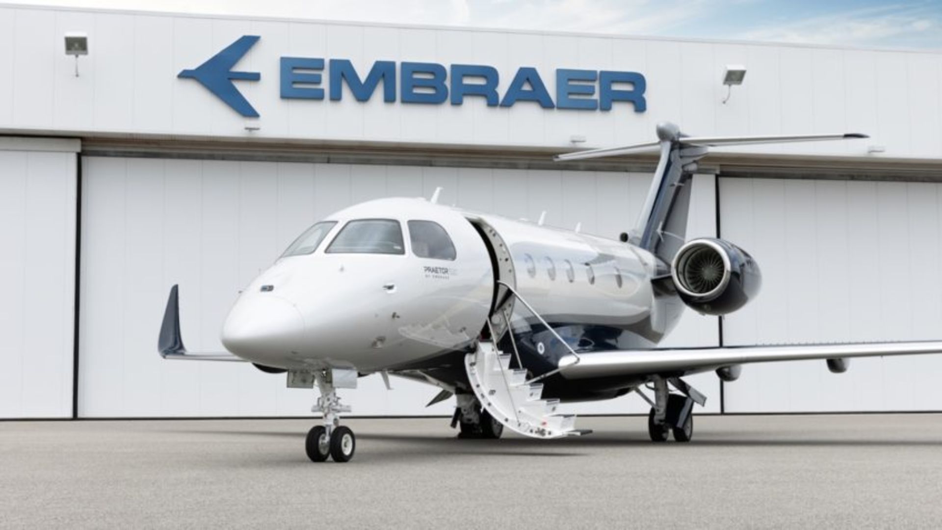 Embraer projeta US$ 21 bi em importações dos EUA até 2030, em meio ao tarifaço de Trump e tensões comerciais Brasil-EUA.