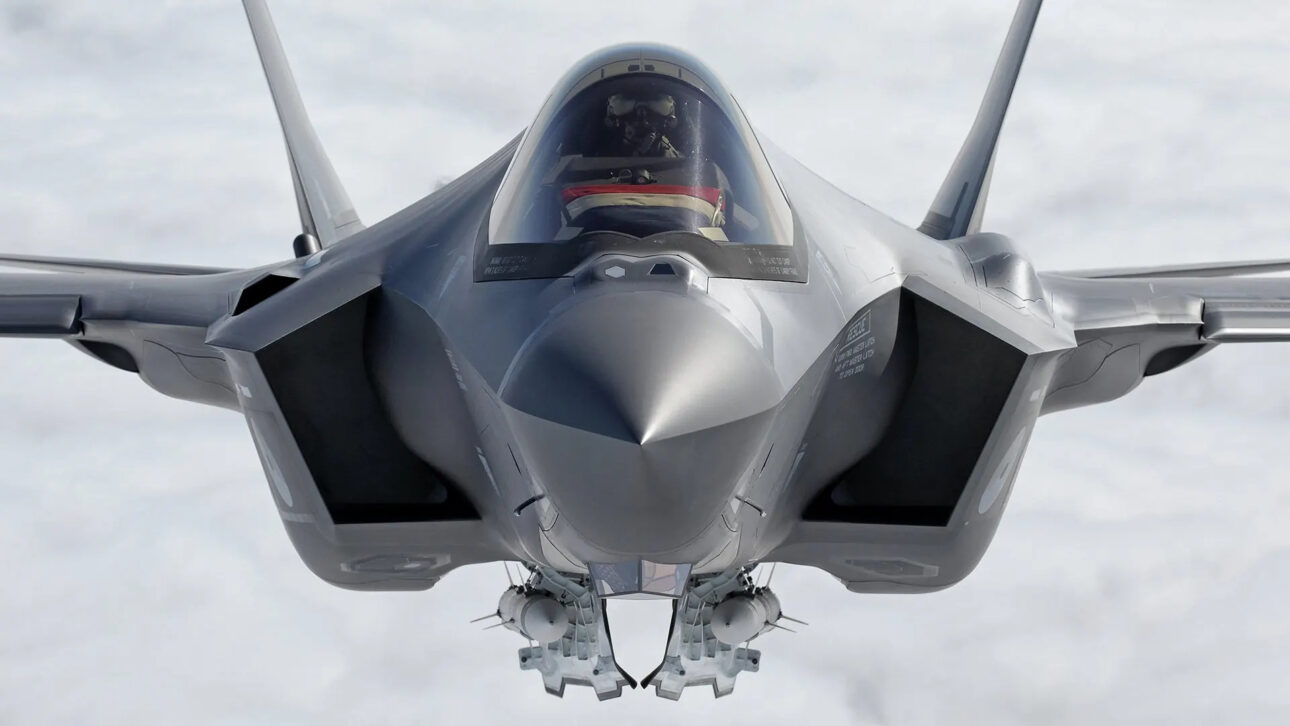 Conheça o F-35, a aeronave de combate multifunção desenvolvida pela Lockheed Martin que se tornou o maior temor dos radares inimigos.