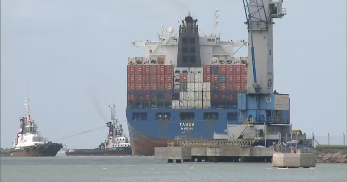 Taurus concede férias coletivas após tarifa de 50% dos EUA impactar exportações. Medida atinge produção e ameaça arrecadação local. (Foto: Reprodução/RBS TV)