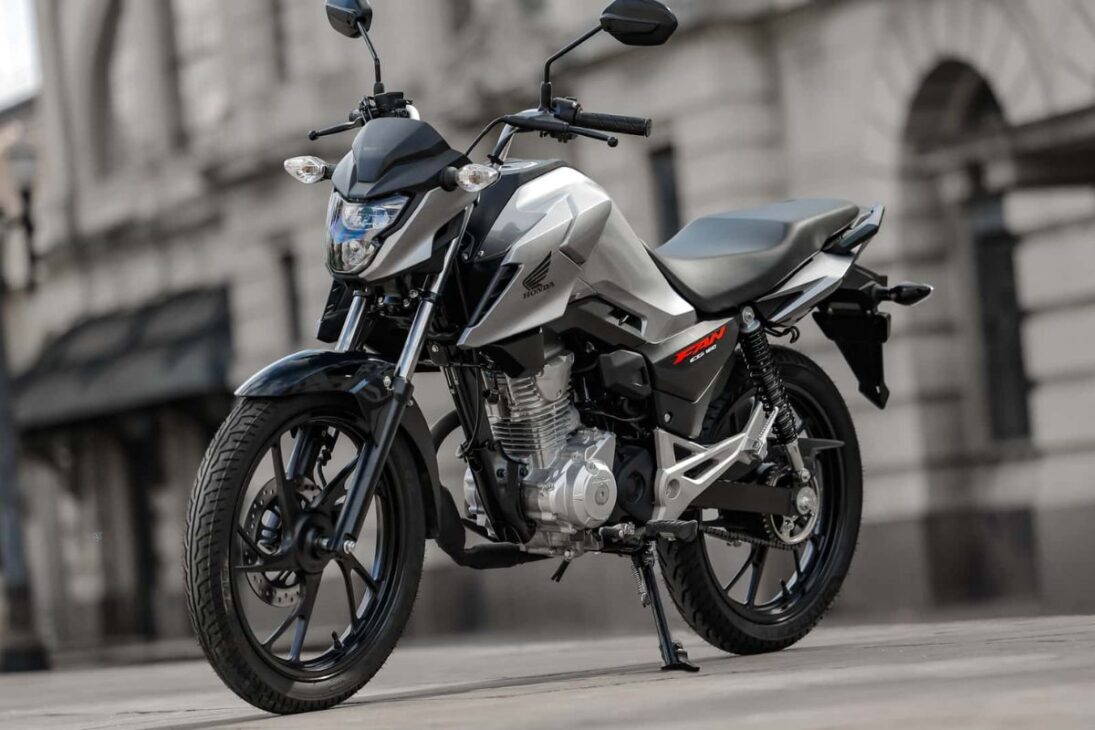 A Honda CG 160 sozinha respondeu por 22% de todas as motos vendidas no Brasil em 2025, superando até a Fiat Strada, e a linha 2026 chega apenas com novas cores e reajustes de preço