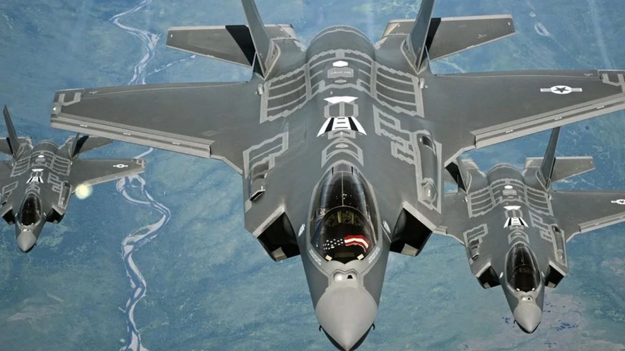 EUA deslocam caças F-35 para Porto Rico, no Caribe, em missão contra cartéis de drogas e reforço da presença militar americana na região.