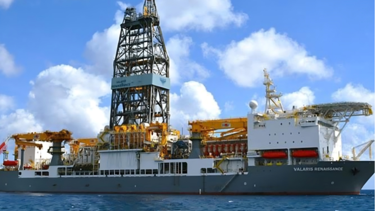 A BP anuncia a maior descoberta de petróleo em 25 anos com o campo Bumerangue no Brasil, reacendendo otimismo dos investidores e reforçando a importância estratégica da exploração em águas profundas. Fonte: Poder360