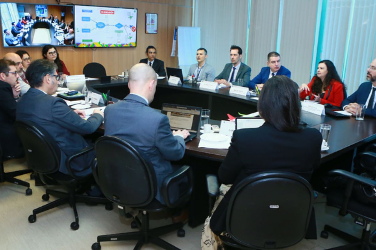 Os combustíveis sustentáveis de aviação ganharam destaque nas discussões entre Brasil e Chile, que avançam em uma parceria estratégica voltada à transição energética do setor aéreo