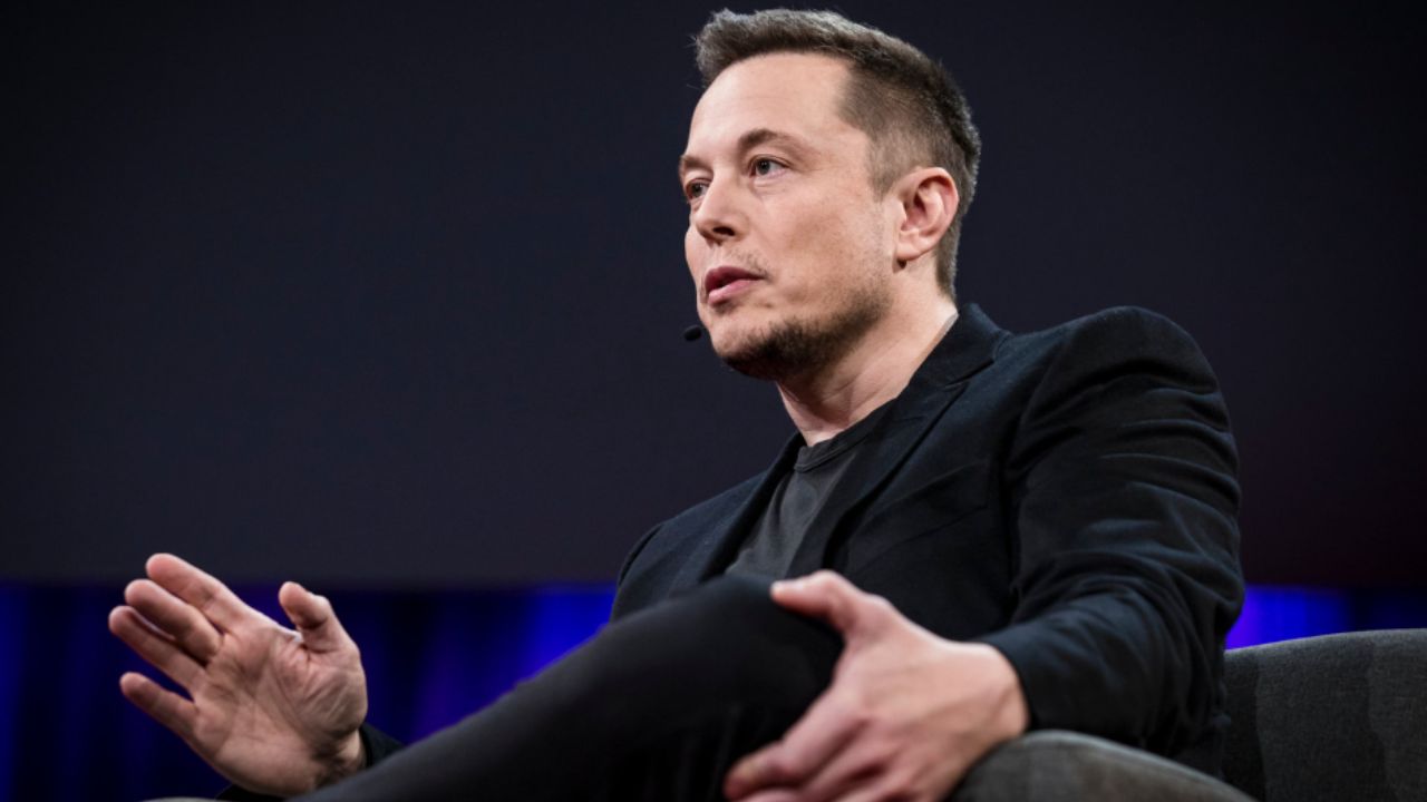 Elon Musk quebra recorde e se torna a primeira pessoa a atingir patrimônio de US$ 500 bilhões, liderando ranking dos mais ricos do mundo