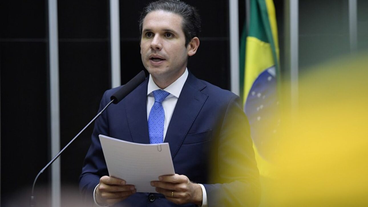 Presidente da Câmara propõe elevar mistura de etanol na gasolina para 35% visando reduzir preços e ampliar segurança energética no Brasil. - Saulo Cruz/Agência Senado