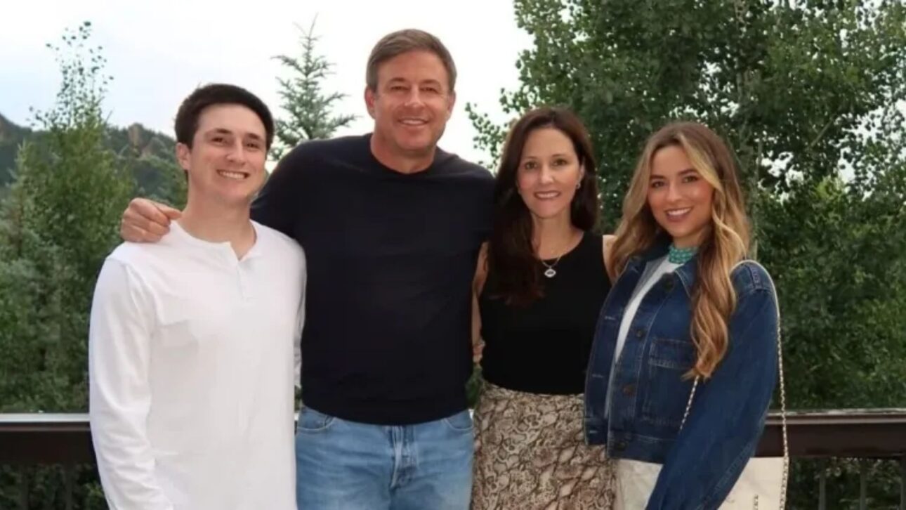 Todd Graves com a famíliaImagem: Reprodução: Instagram/@toddgraves