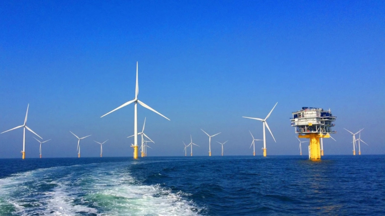 Petrobras e Lactec lançam software inédito para análise de energia eólica offshore no Brasil. A ferramenta promete reduzir custos, otimizar projetos e fortalecer a transição energética no país. Fonte: Ocean Winds