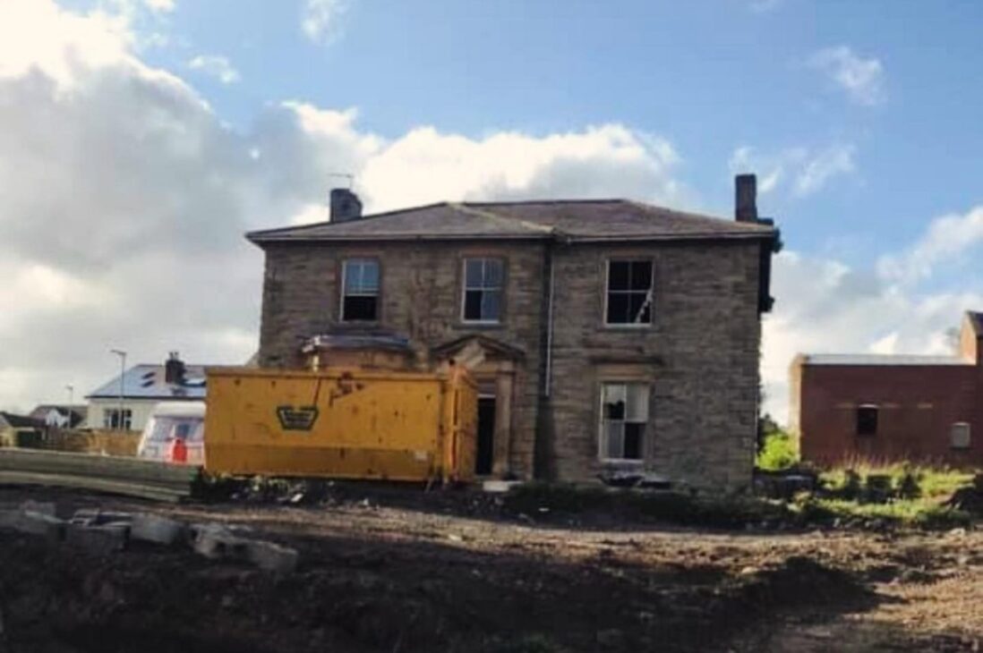 Mansão, Ruínas, casal