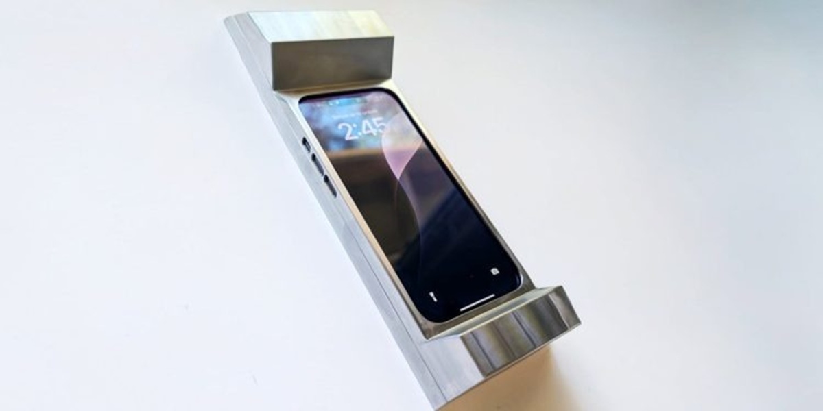 Capa de 2,7 kg usa fadiga física para reduzir vício em smartphones, custa até US$ 500 e busca financiamento no Kickstarter