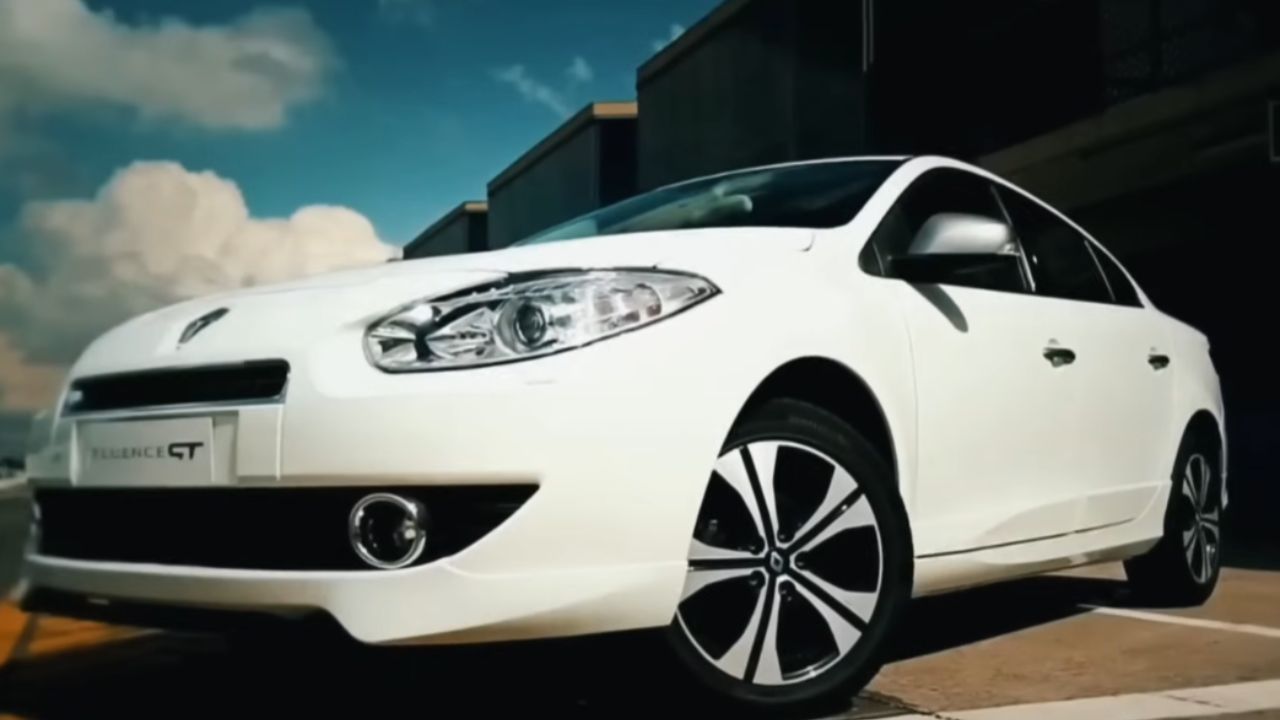 Imagem: Renault Fluence GT
