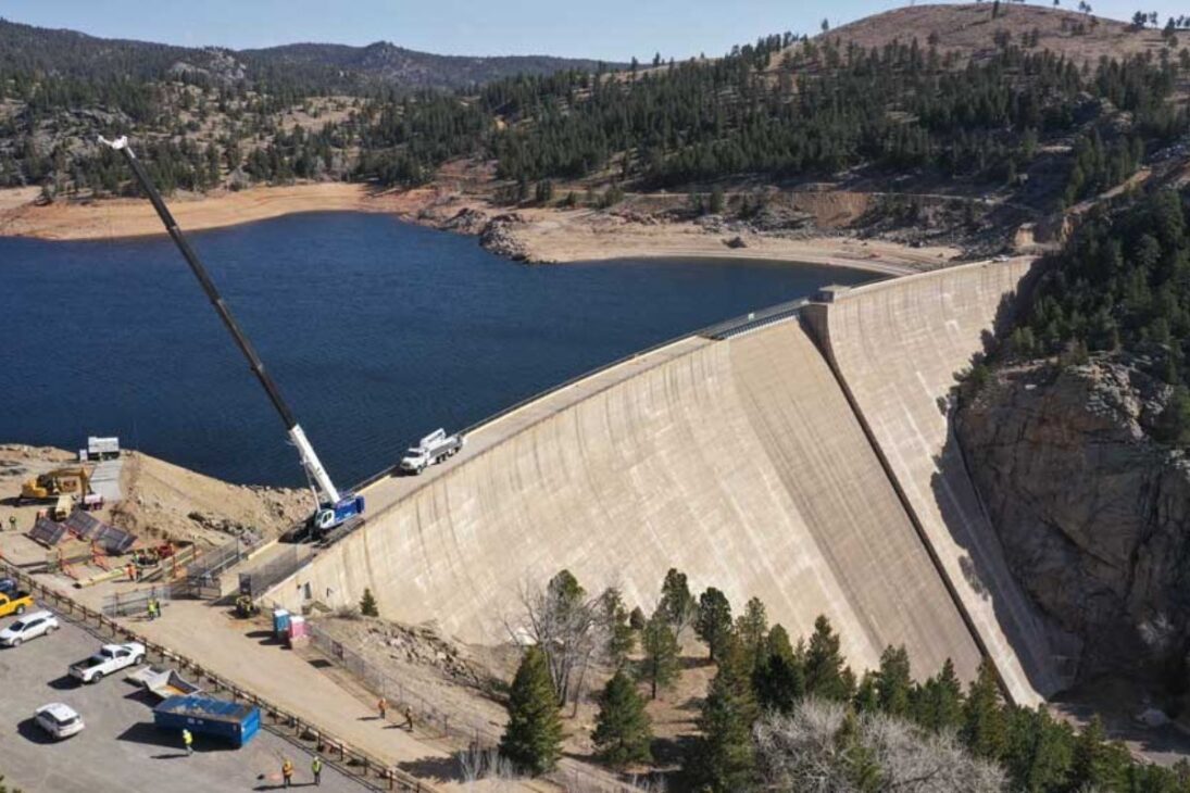 Explore os megaprojetos hidráulicos, das maiores barragens em construção à usina hidrelétrica, da Usina Hidrelétrica de Medog à barragem de Diamer-Bhasha.