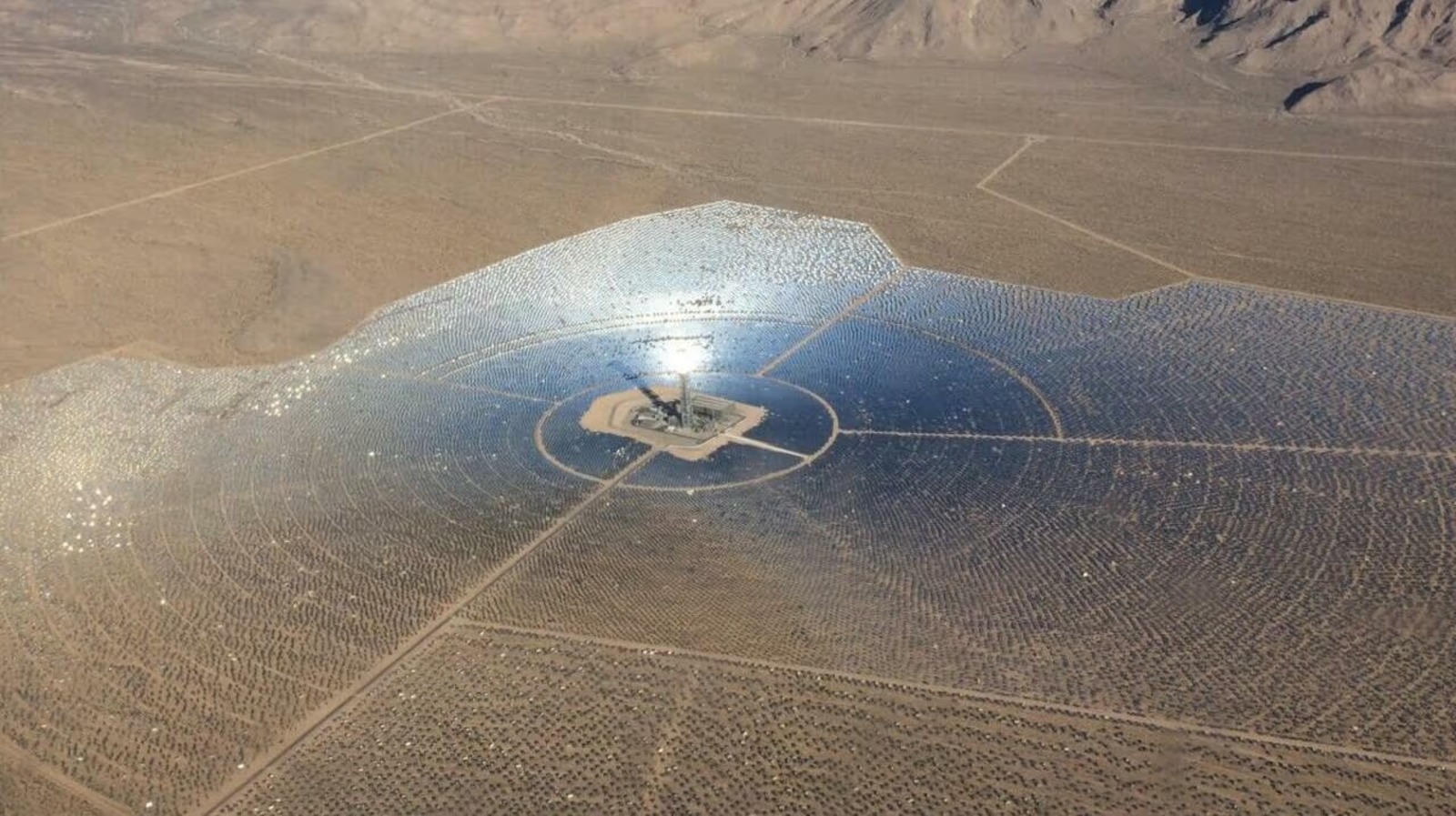 Megaprojeto solar, usina Solar, Deserto