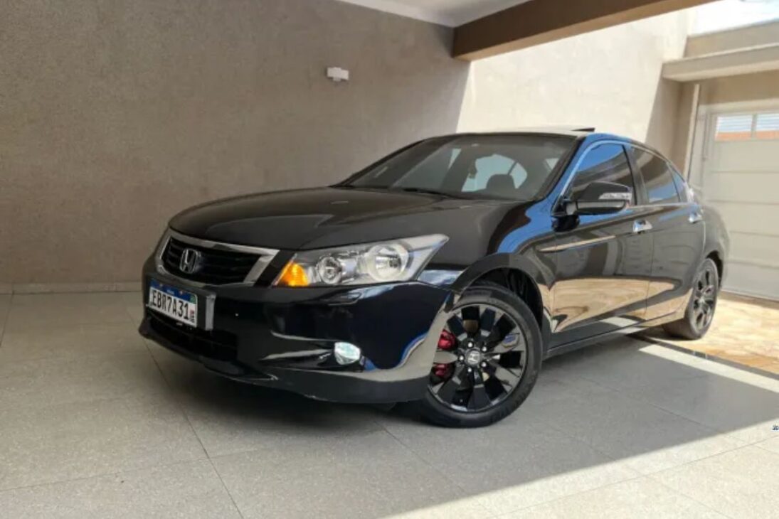 Honda Accord 3.5 V6 custa como popular, entrega sedã de patrão: espaço, luxo, VCM econômico e 278 cv que fazem sentido no usado brasileiro