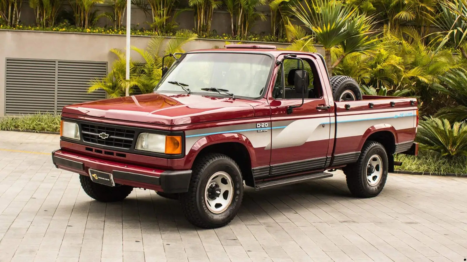 Como a Chevrolet D20 se tornou lenda entre as picapes brasileiras: o motor 4.0 turbodiesel, a robustez que marcou gerações e o motivo que ainda atrai restauradores e apaixonados por modelos clássicos