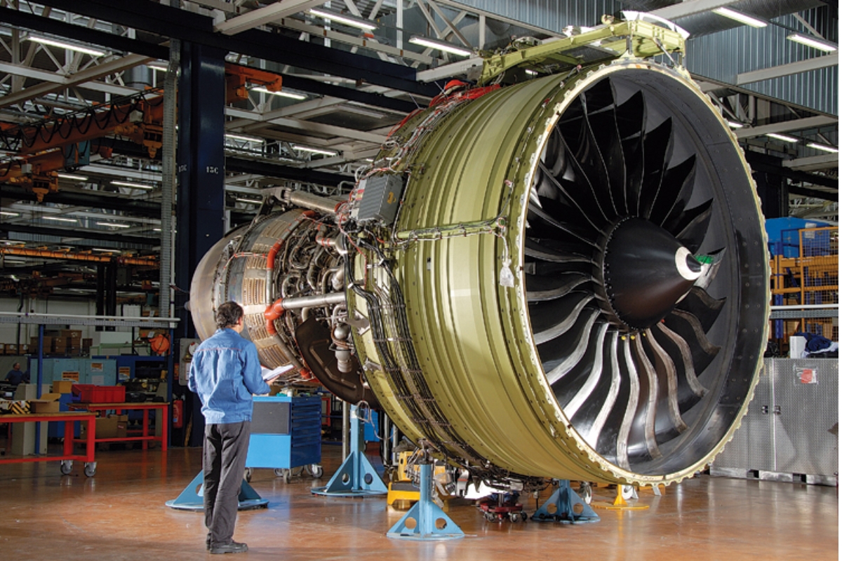 OpenAI recorre a motores de Boeing 747 para gerar energia e manter a expansão da inteligência artificial