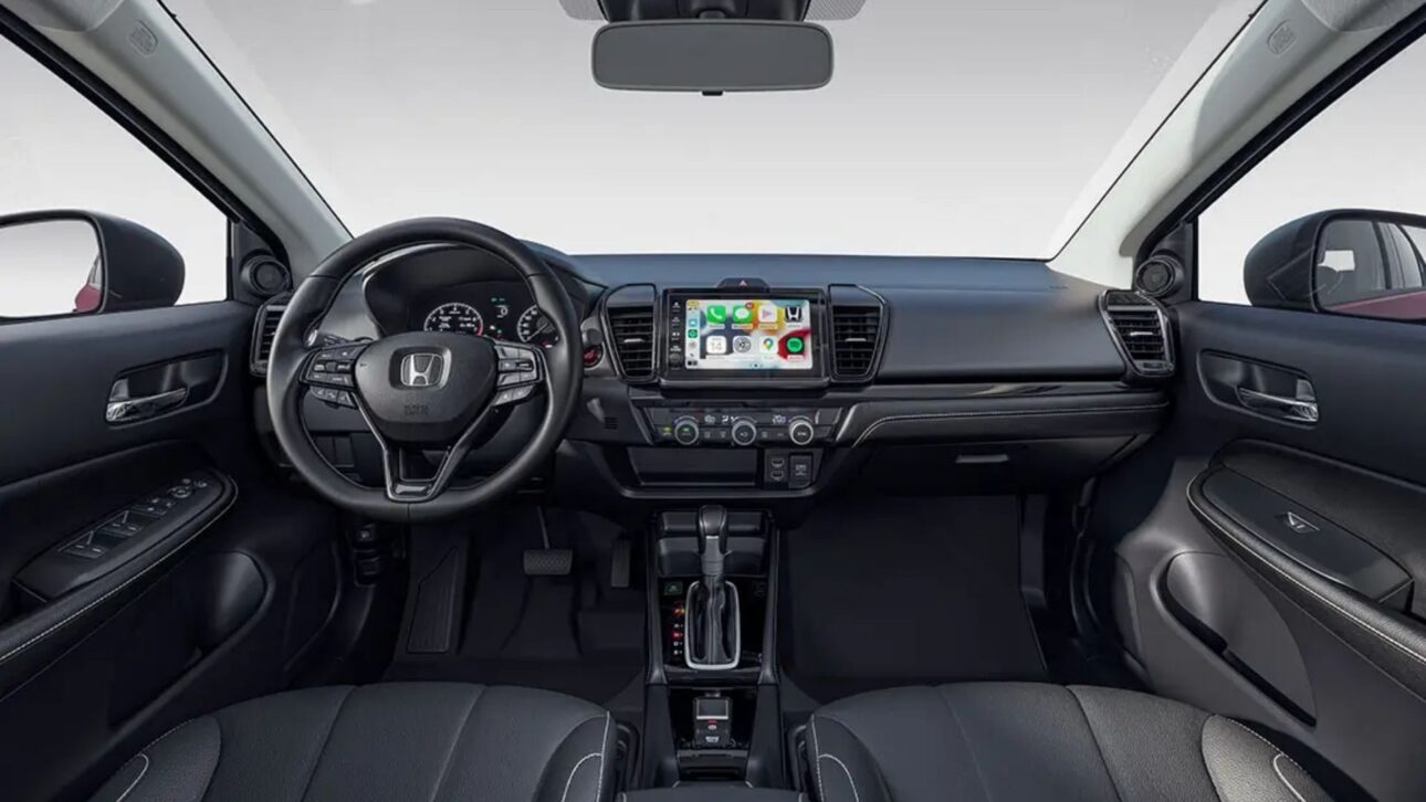 Honda City Hatch 2025 é o carro mais barato da marca no Brasil, com motor 1.5 flex, câmbio CVT e consumo de até 17,8 km/l em teste.