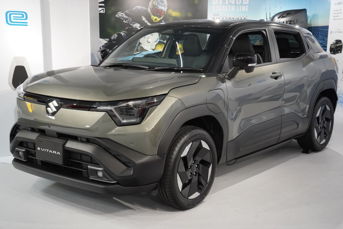 O novo Suzuki Vitara chega como SUV elétrico em 2026, com autonomia destacada, mirando diretamente o Volvo EX30 na faixa de 250 mil e reposicionando a Petrobras no cenário de recarga e infraestrutura elétrica brasileira.