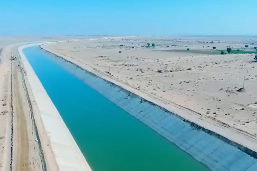 Rios no deserto mostram como canal artificial, água dessalinizada e irrigação por gotejamento transformam o deserto de Negev em laboratório de engenharia.