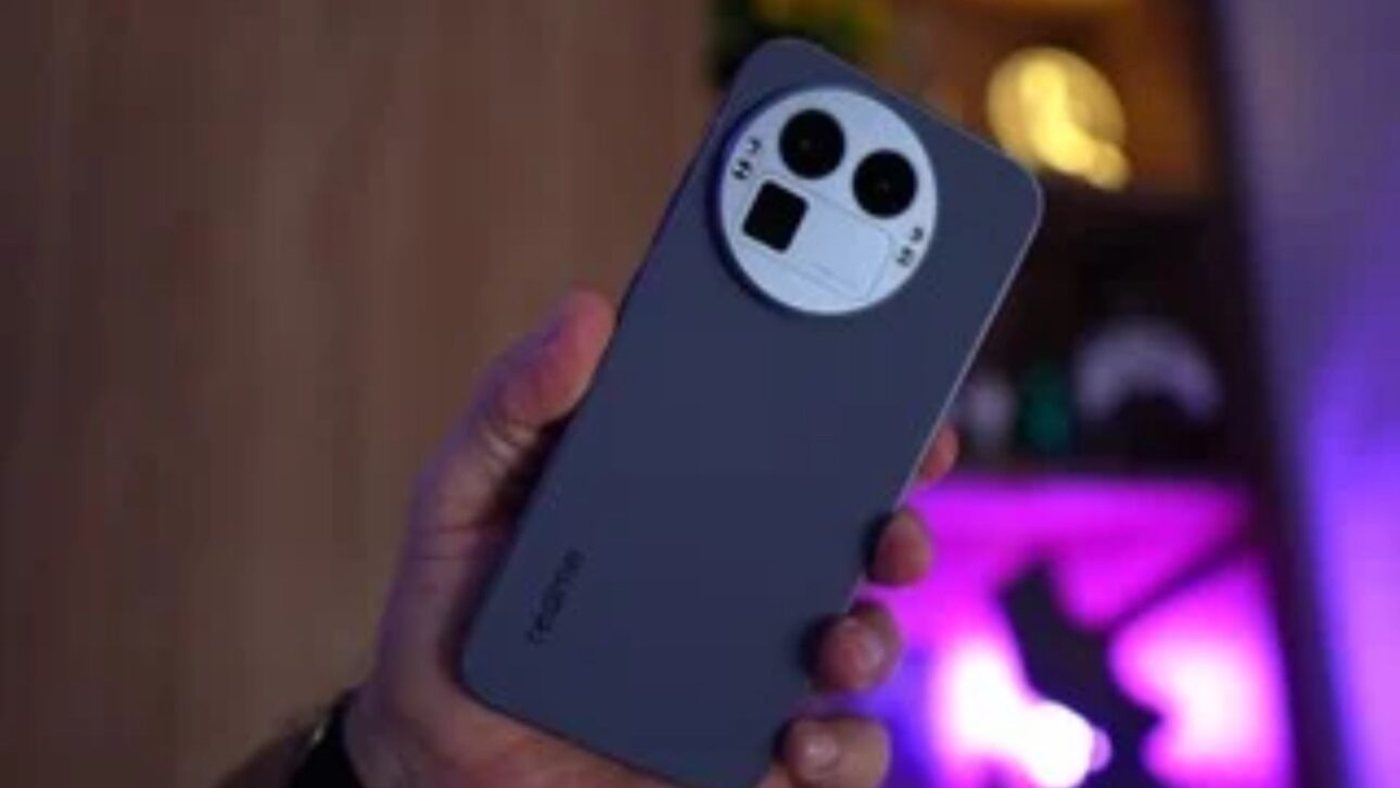 realme GT 8 Pro chega com bateria de 7.000 mAh, tela 2K de 144 Hz e Snapdragon 8 Elite Gen 5, unindo desempenho gamer e câmera Ricoh GR.