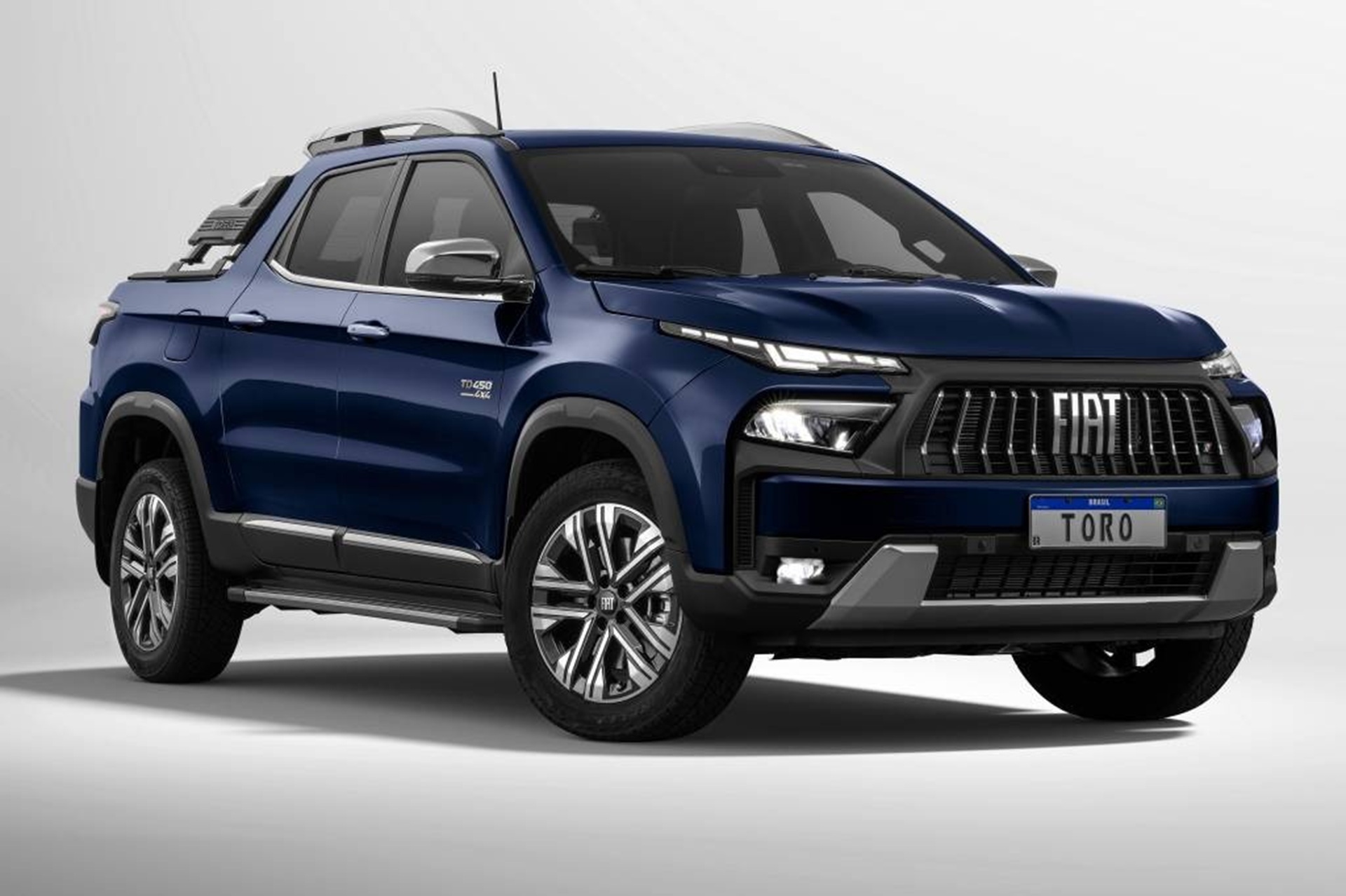 Fiat Toro 2026 tem aumento de R$ 2.000 em toda a linha, com preço inicial de R$ 159.490 e manutenção dos motores atuais.