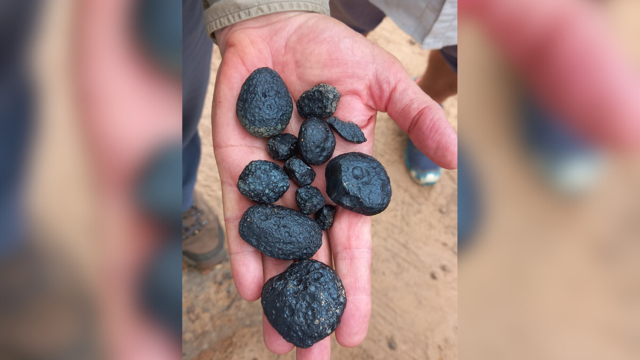 Com mais de 6 milhões de anos, objeto "extraterrestre" encontrado em território brasileiro é analisado pela Unicamp e levanta hipóteses sobre fragmentos de micrometeoritos