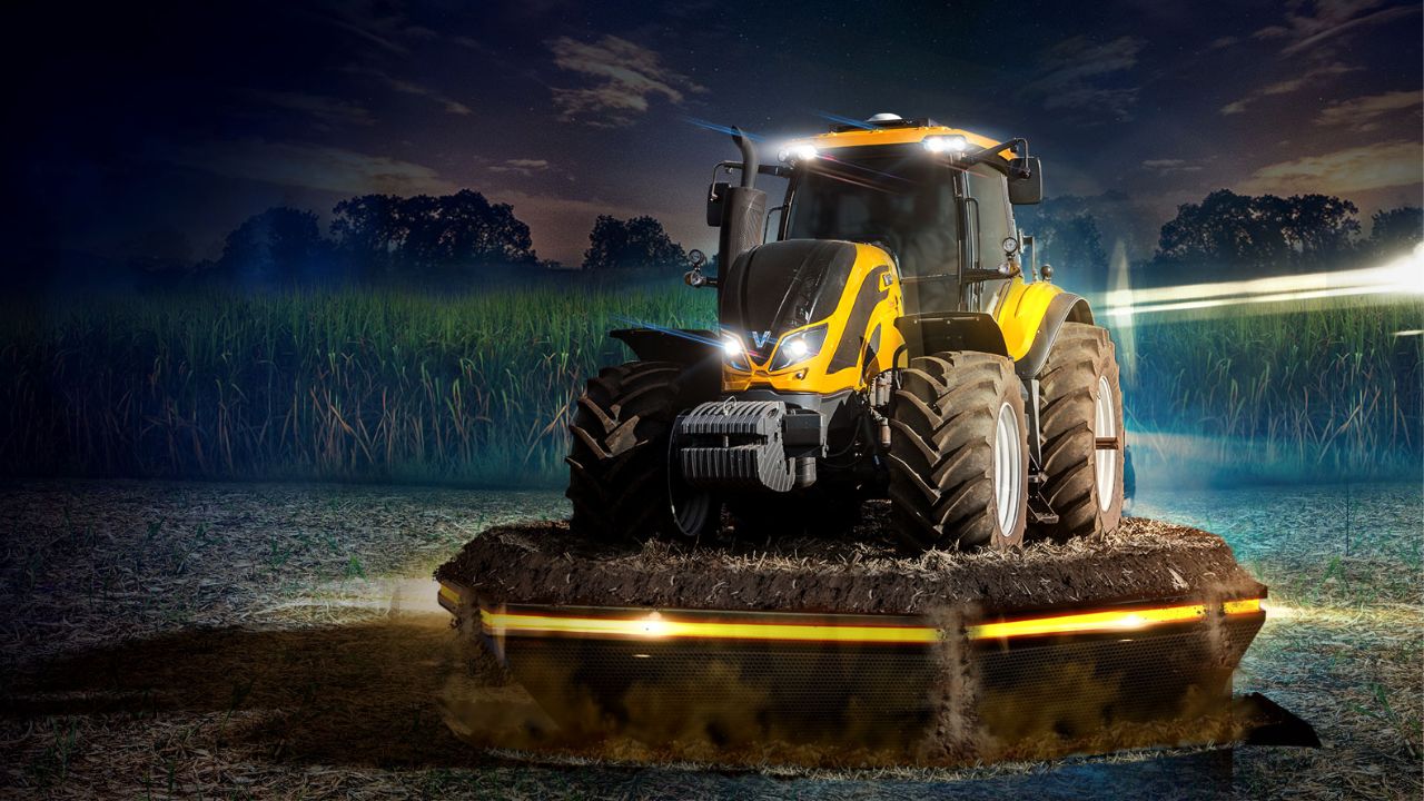 Conheça o trator Valtra Série T CVT: modelos de 195 a 250 cv, transmissão CVT, economia de combustível, piloto automático, conforto na cabine e suporte completo.