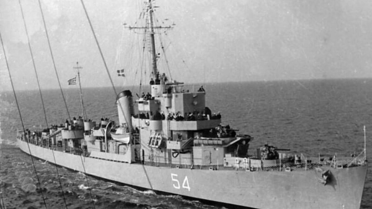 Experimento Filadélfia: lenda militar de 1943 envolve USS Eldridge, campos eletromagnéticos e mitos negados por registros históricos.