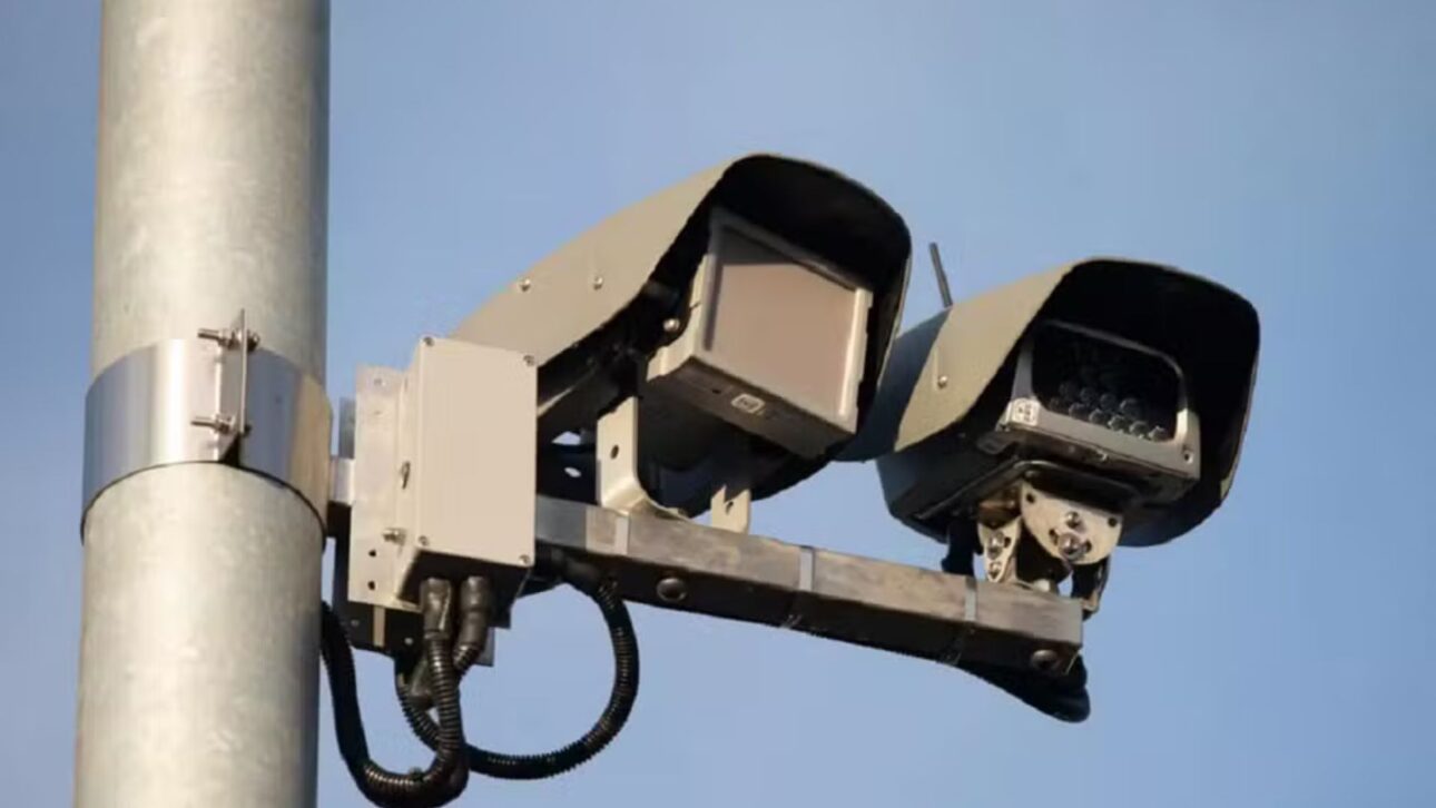 Radar com IA já aplica milhares de multas em SP e MG, flagra cinto e celular e reduz acidentes em rodovias monitoradas.