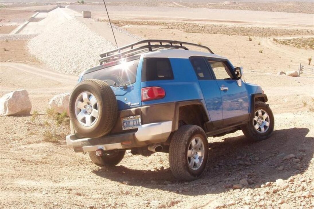 Toyota FJ Cruiser é o FJ Cruiser Brasil mais raro, um jipão 4x4 retrô com alma de Toyota Bandeirante e Land Cruiser para projeto off-road.