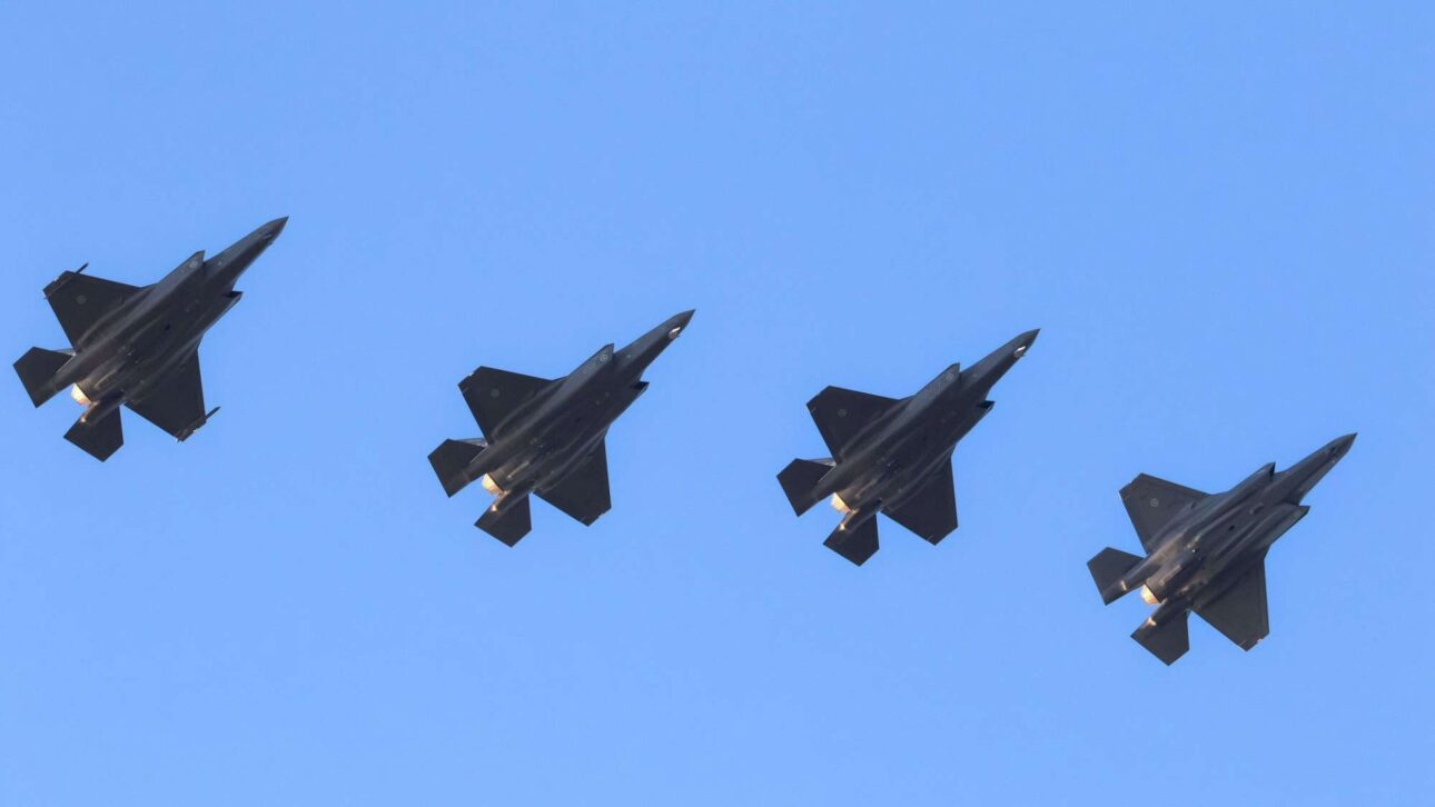 EUA, Reino Unido, Itália e Japão aceleram caças 6ª geração com drones e laser para substituir F-22 e F-35 até 2035.